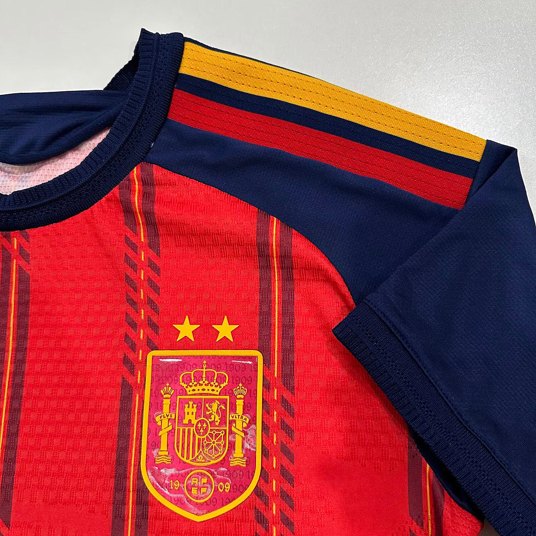 Camiseta Fuego Selección Española - Vista delantera completa sobre fondo blanco