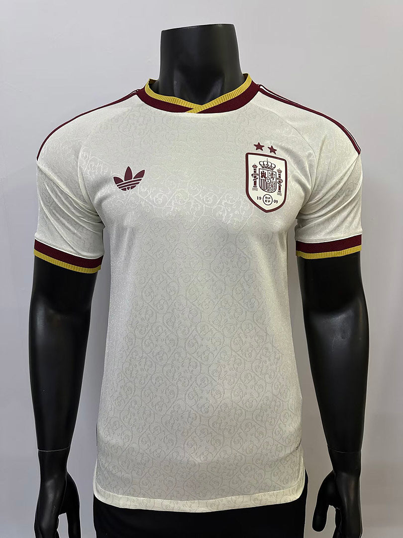 Camiseta Perla Selección Española visitante Player Edition - Vista delantera completa en maniquí