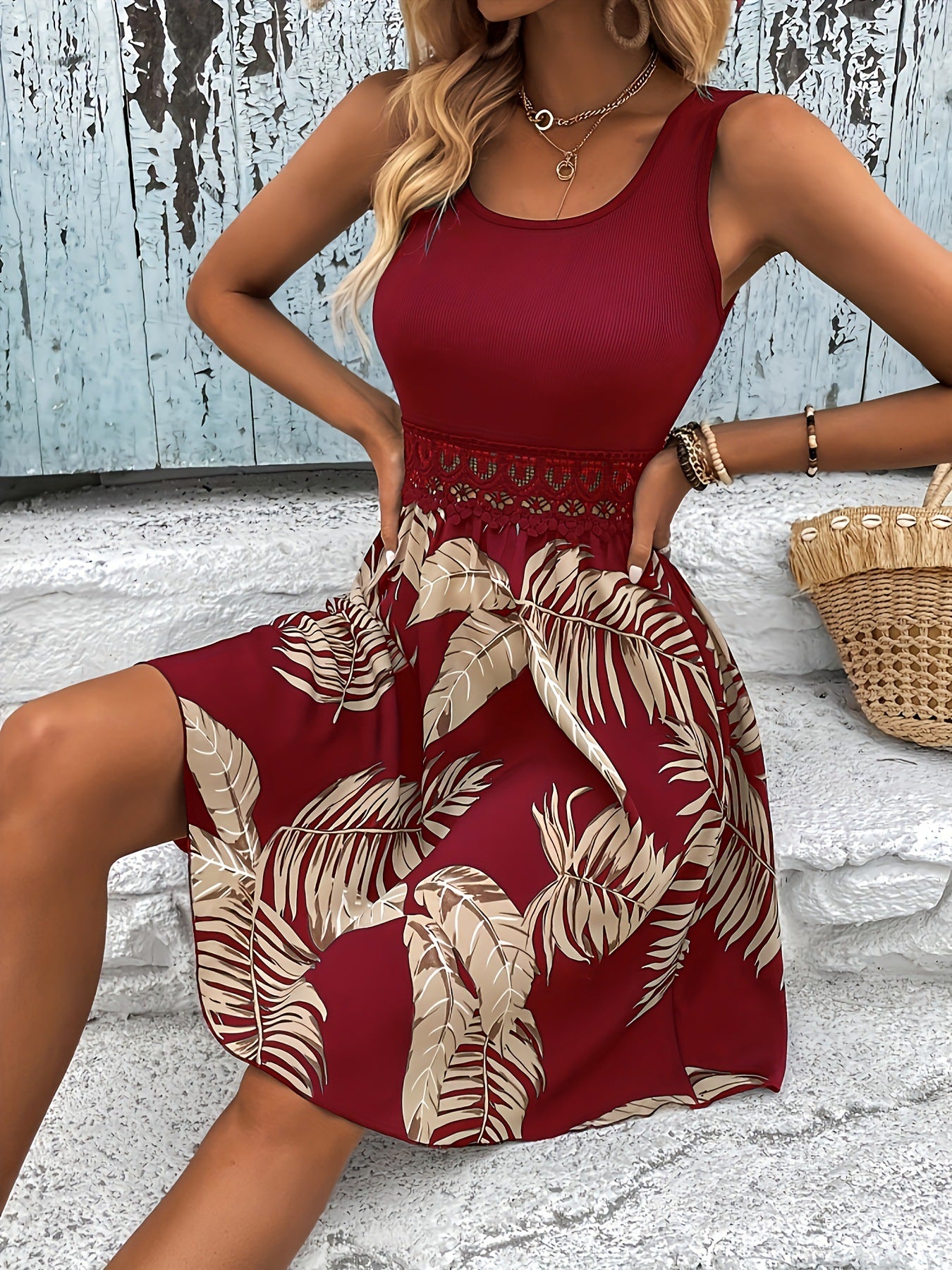 Flor - Vestido Tank Tropical con Encaje y Estampado Floral