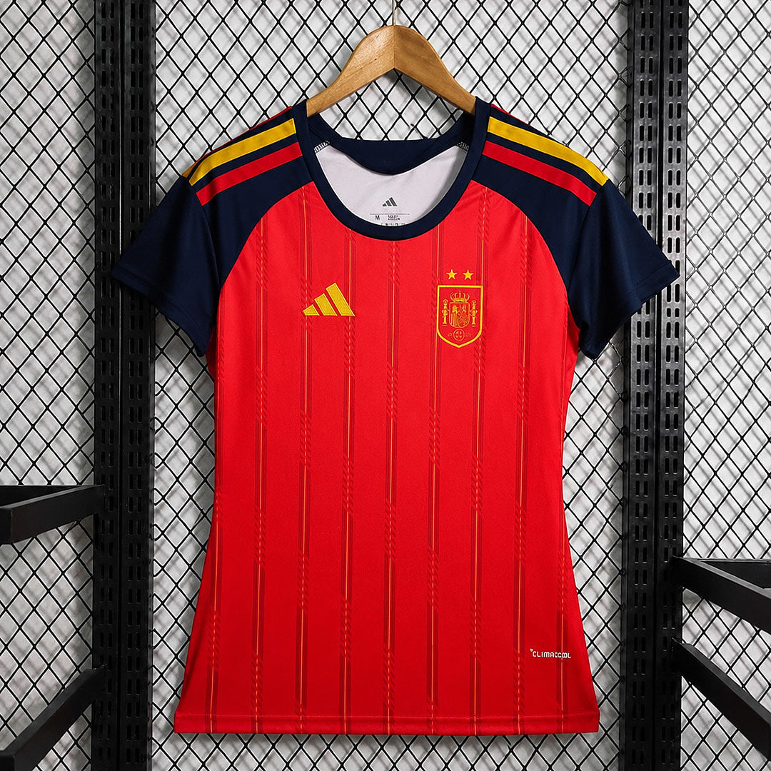 Camiseta Roja Mujer Selección Española - Vista delantera con escudo RFEF y logo Adidas